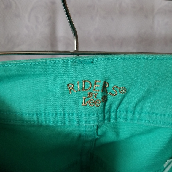 NWOT Riders by Lee Turquoise Capris Sz. 12M - Picture 2 of 6